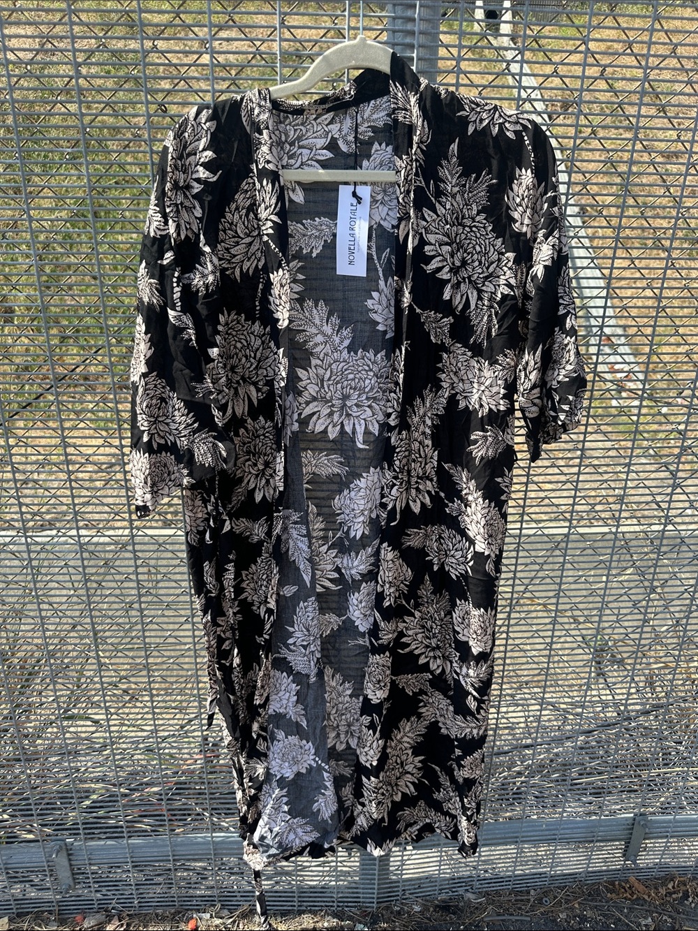 NWT Novella Royal Black Dahlia Robe P/S